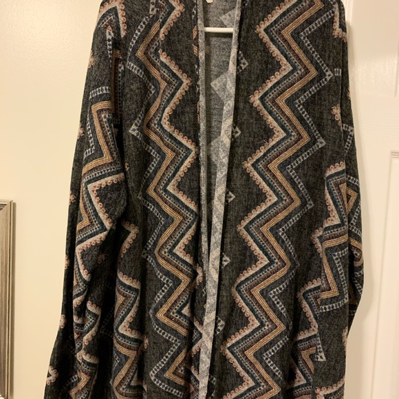 Aztec Print Cardigan - Picture 2 of 2